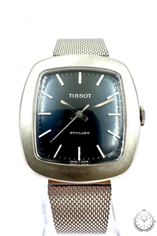 Tissot Stylist NOS — Vista frontale quadrante blu antracite su espositore