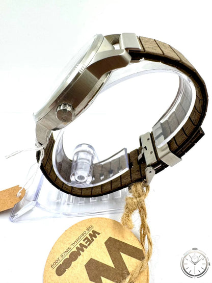 WeWood Foremast Silver Choco — Automatico Miyota 82S7 Skeleton Legno e Acciaio Riciclato — Vista laterale destra corona logata WV