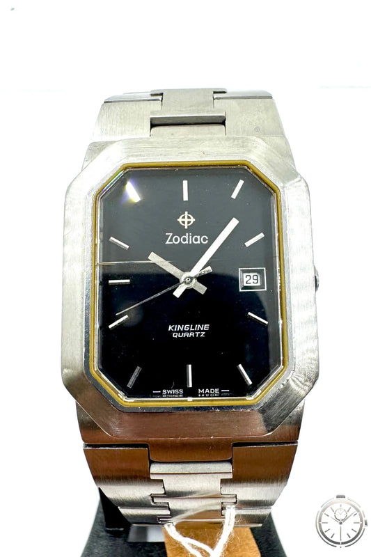 vista frontale orologio zodiac al quarzo